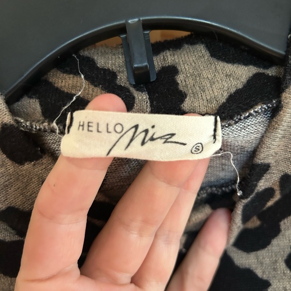 HELLO MIZ mock neck leopard print maternity knit top tan animal brown small S - Picture 3 of 4